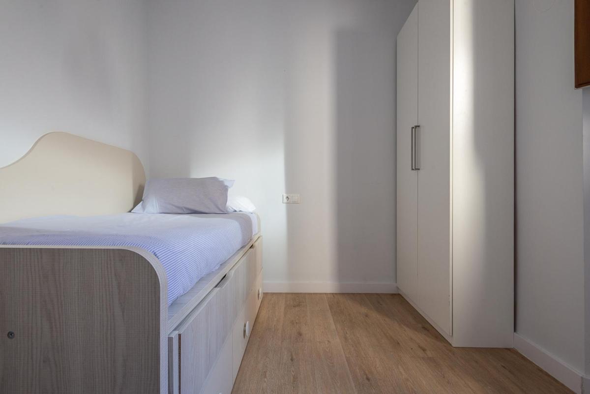 Puerta Real Centro Apartment กรานาดา ภายนอก รูปภาพ